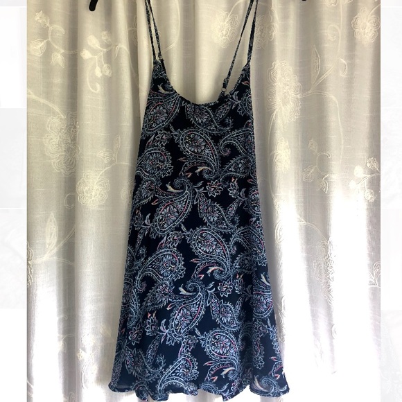 Dress - Picture 2 of 5